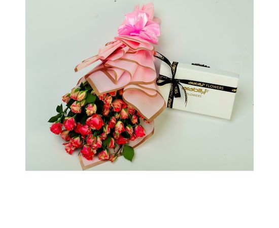Bunch of Pink Baby Roses with Belgian Chocolates